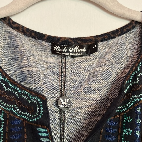 White Mark Phoebe embroidered sweater dress - Picture 5 of 9